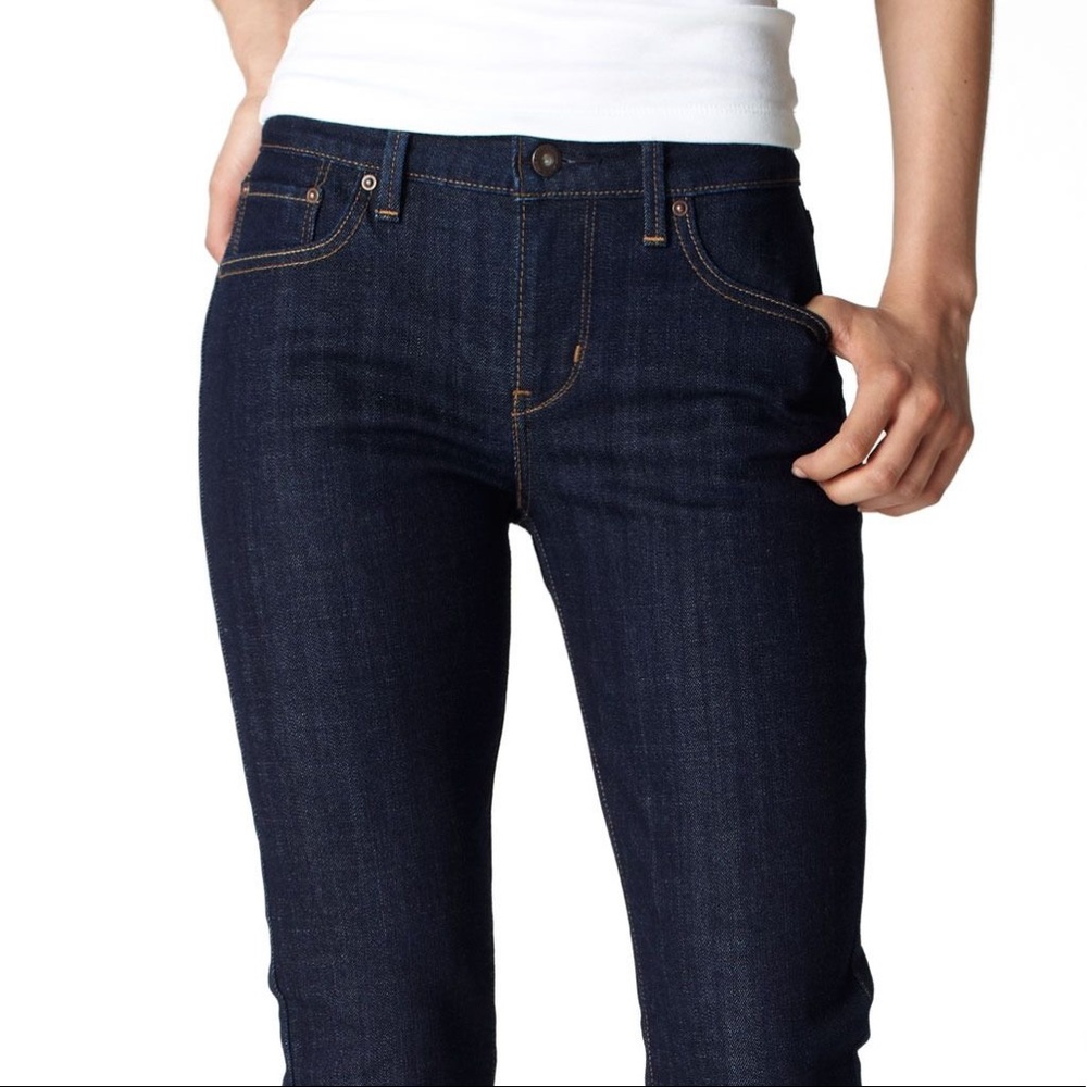 Levi’s Patty Anne Skinny Denim Capris Jeans